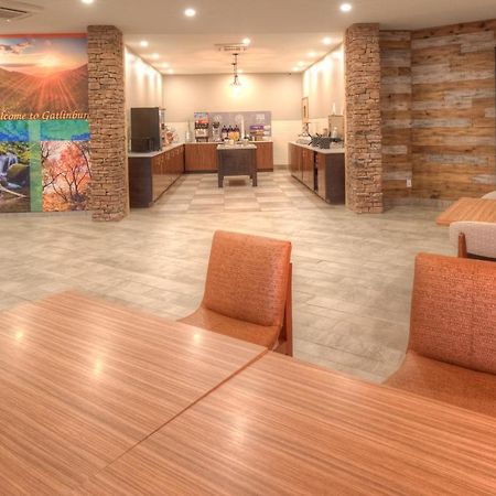 Clarion Pointe Downtown Gatlinburg Hotell Eksteriør bilde