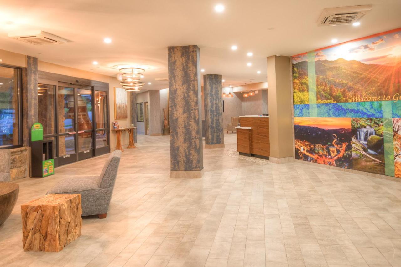 Clarion Pointe Downtown Gatlinburg Hotell Eksteriør bilde