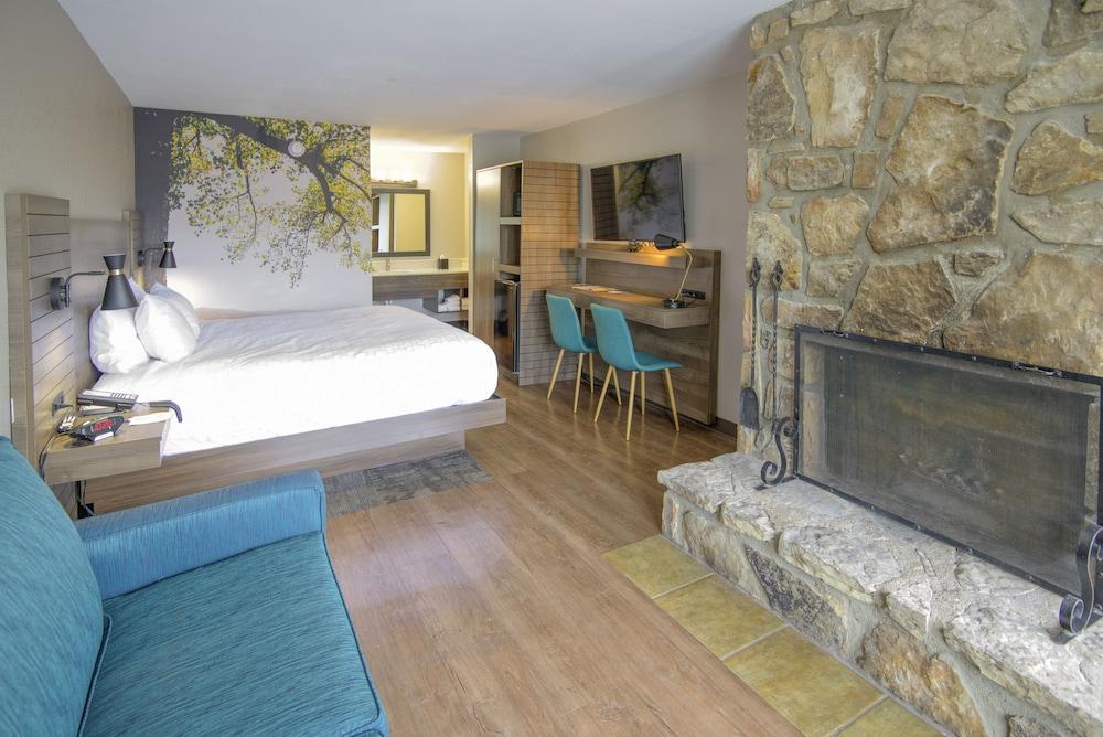 Clarion Pointe Downtown Gatlinburg Hotell Eksteriør bilde
