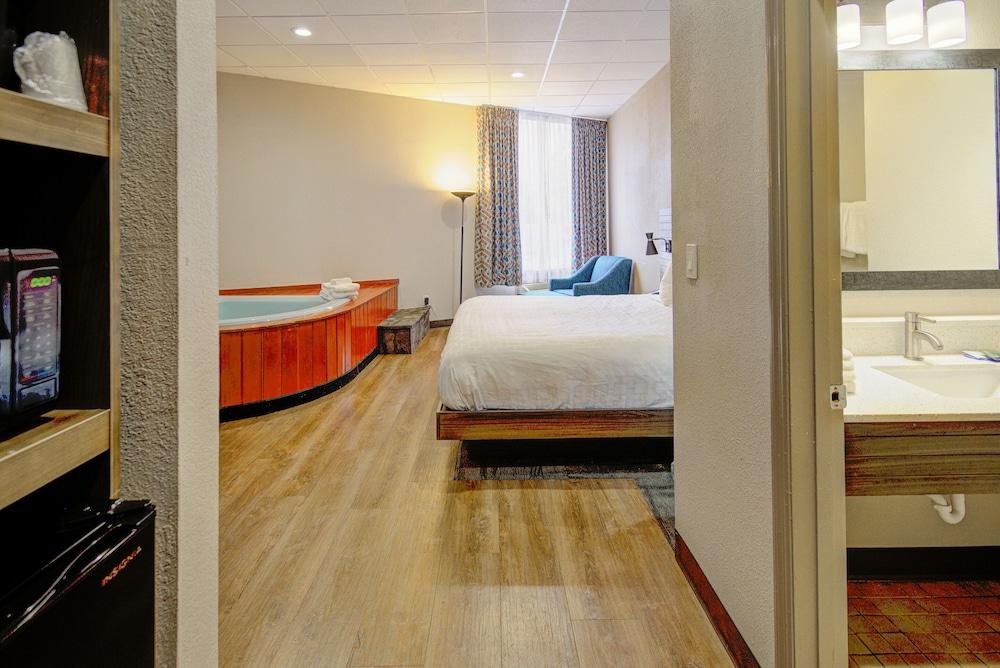Clarion Pointe Downtown Gatlinburg Hotell Eksteriør bilde