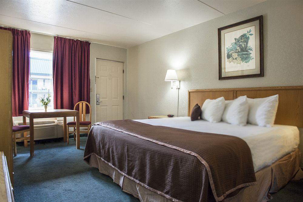 Clarion Pointe Downtown Gatlinburg Hotell Eksteriør bilde